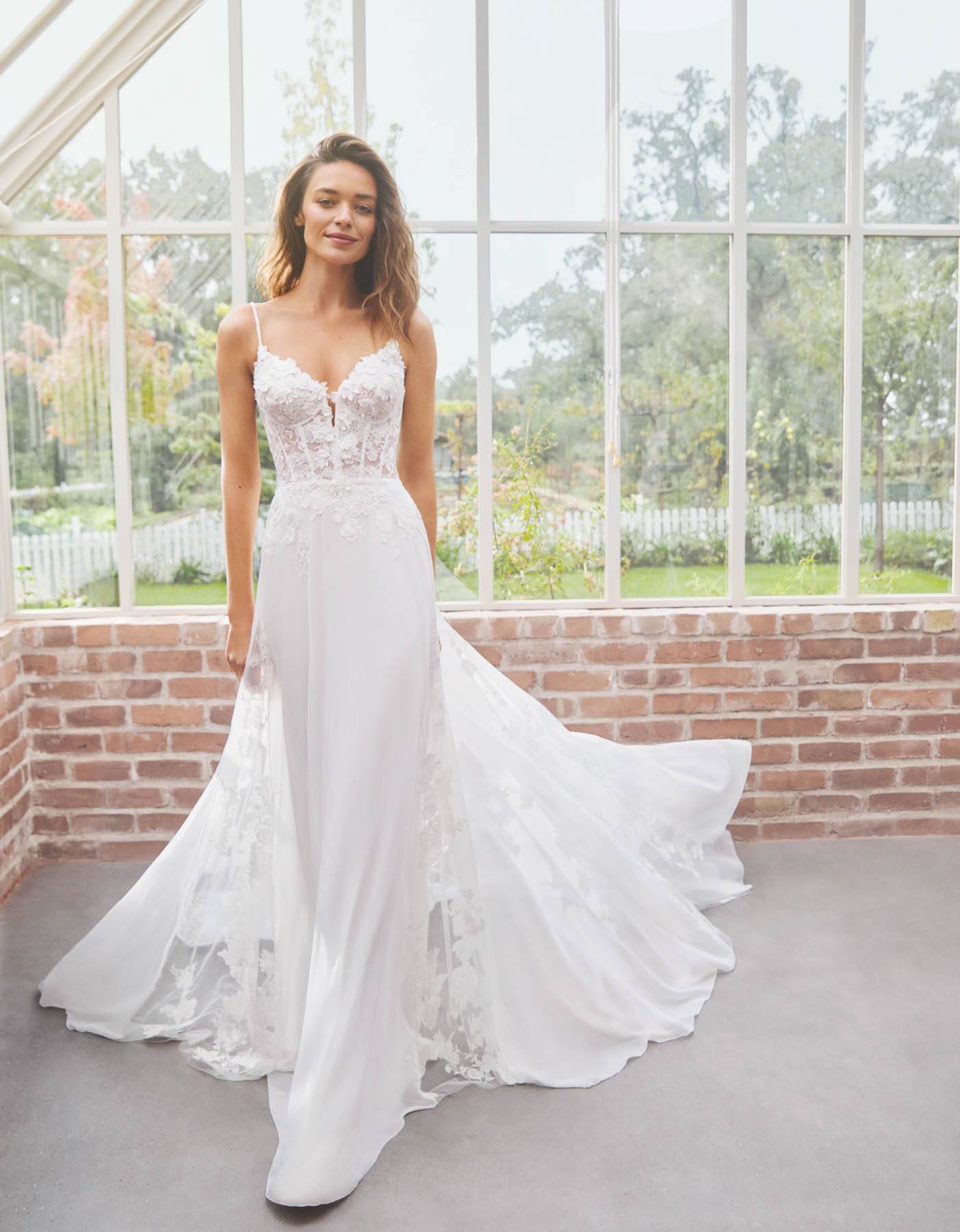 robe de mariée coupe trapèze en mousseline près de Monaco