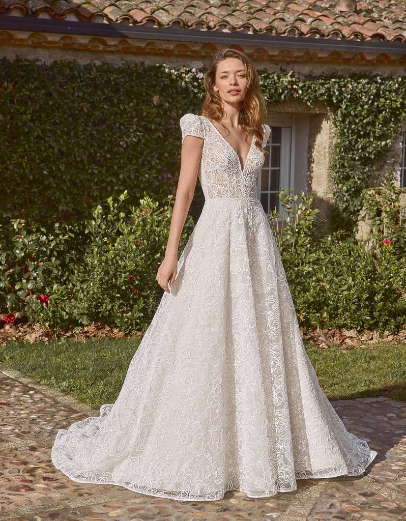 où trouver une robe de mariée trapèze guipure dentelle à Toulon